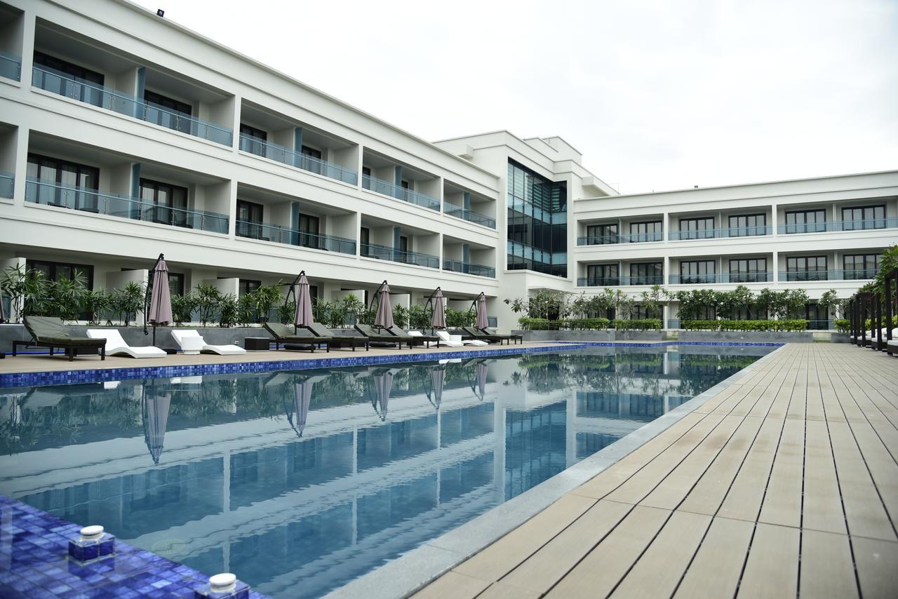 Hotel Kiranshree Grand Guwahati Zewnętrze zdjęcie