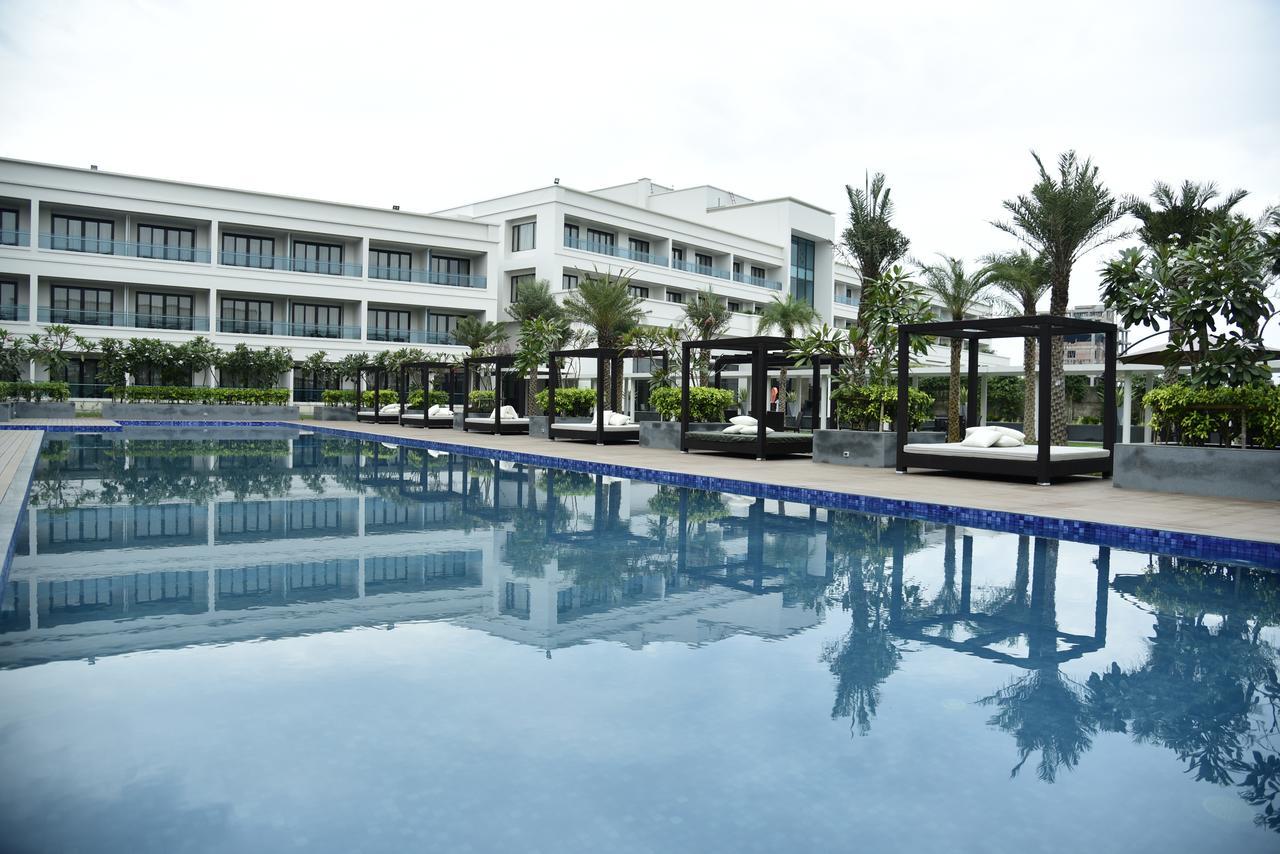 Hotel Kiranshree Grand Guwahati Zewnętrze zdjęcie