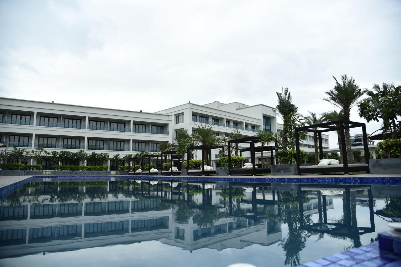 Hotel Kiranshree Grand Guwahati Zewnętrze zdjęcie